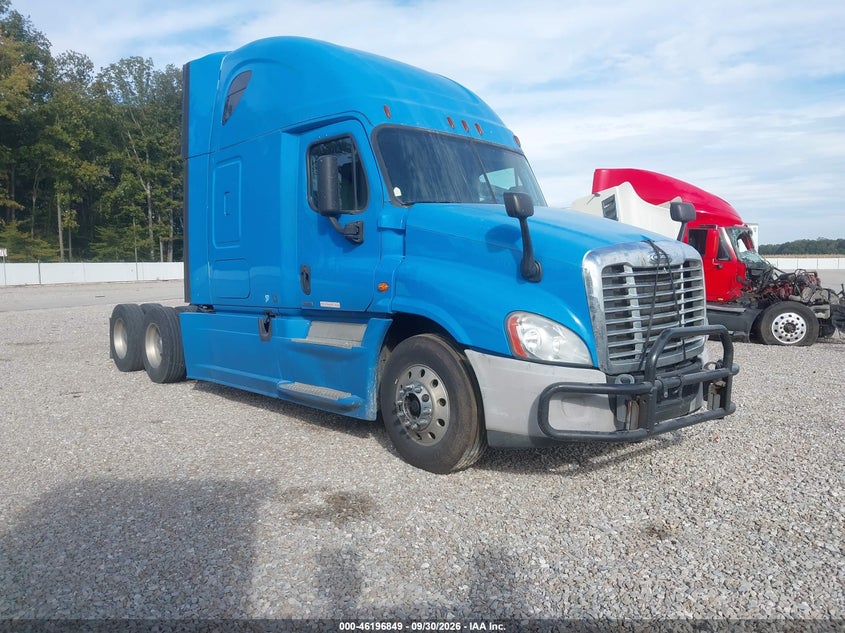 2017 FREIGHTLINER CASCADIA 125 | 3AKJGLDR3HSHU0954 | UPCARS