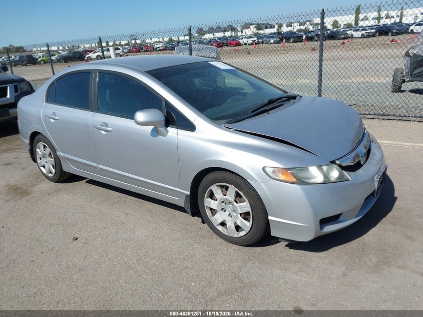 2010 HONDA CIVIC LX | 19XFA1F52AE045126 | UPCARS