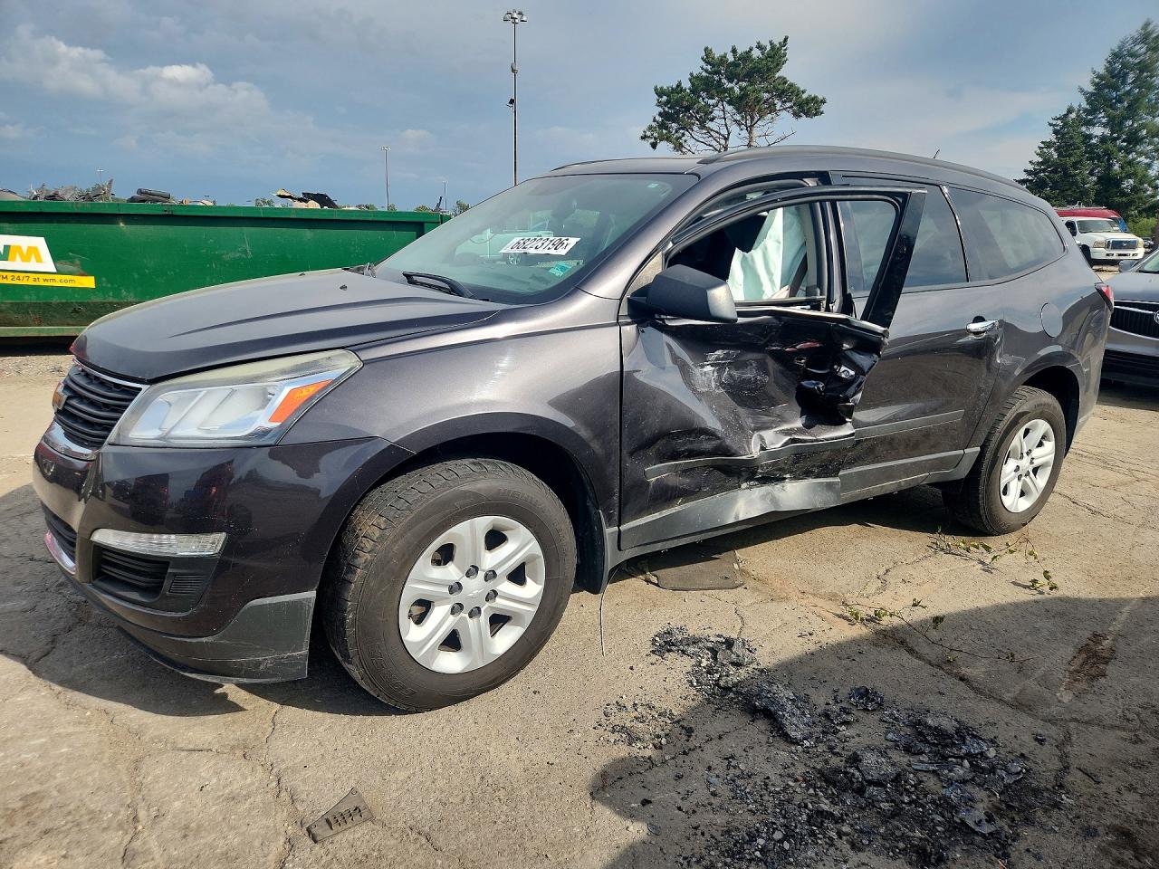 2014 CHEVROLET TRAVERSE LS | 1GNKRFED6EJ221057 | UPCARS