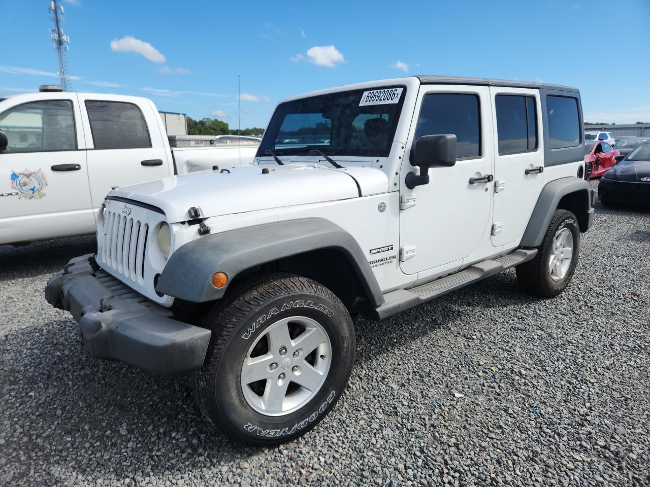 2014 JEEP WRANGLER SPORT | 1C4BJWDG4EL249939 | UPCARS