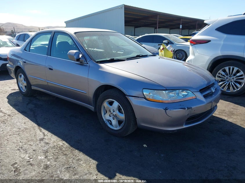 2000 HONDA ACCORD 3.0 EX | 1HGCG1659YA037847 | UPCARS