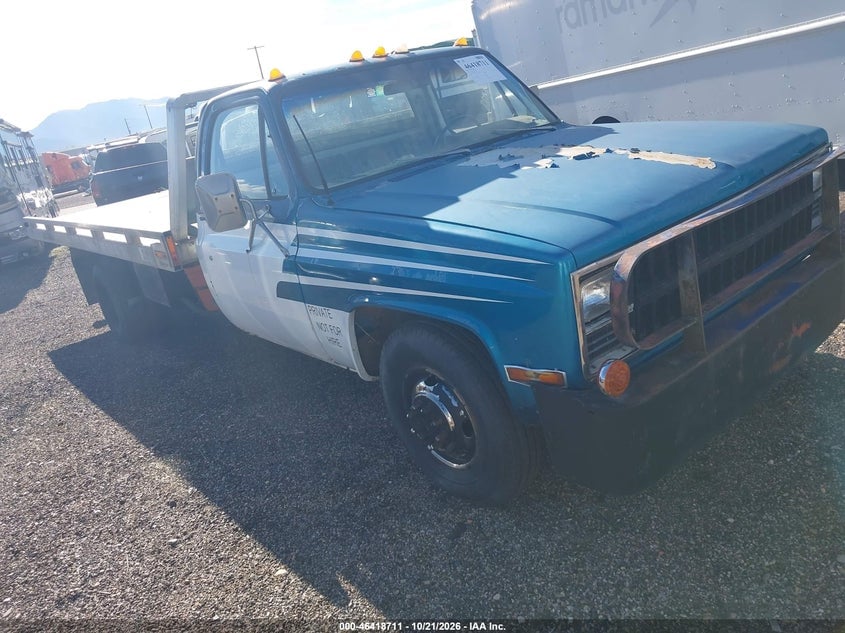 1981 CHEVROLET C30 | 1GBHC34W8BV144805 | UPCARS