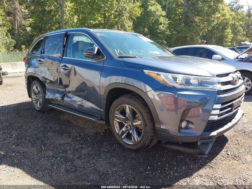 2018 TOYOTA HIGHLANDER LIMITED PLATINUM | 5TDDZRFH6JS828593 | UPCARS
