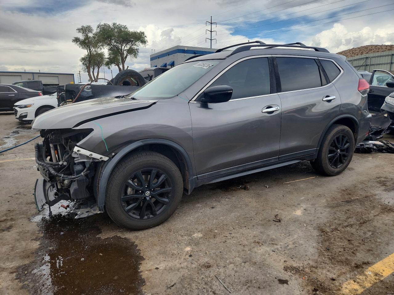 2017 NISSAN ROGUE SV | 5N1AT2MV6HC805374 | UPCARS