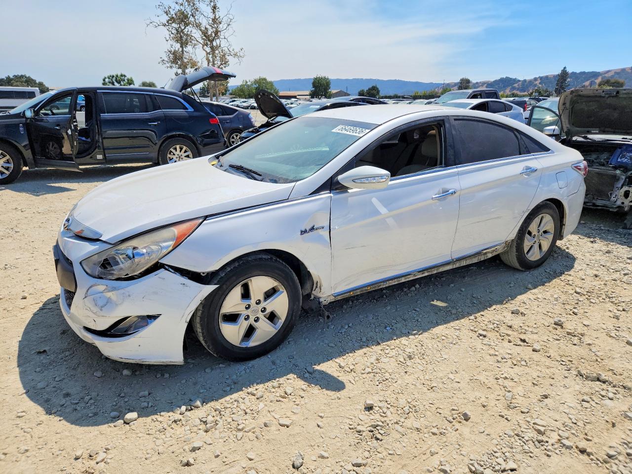 2015 HYUNDAI SONATA BASE | KMHEC4A40FA127450 | UPCARS