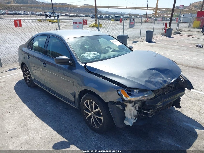 2016 VOLKSWAGEN JETTA 1.4T SE | 3VWD67AJ9GM406394 | UPCARS