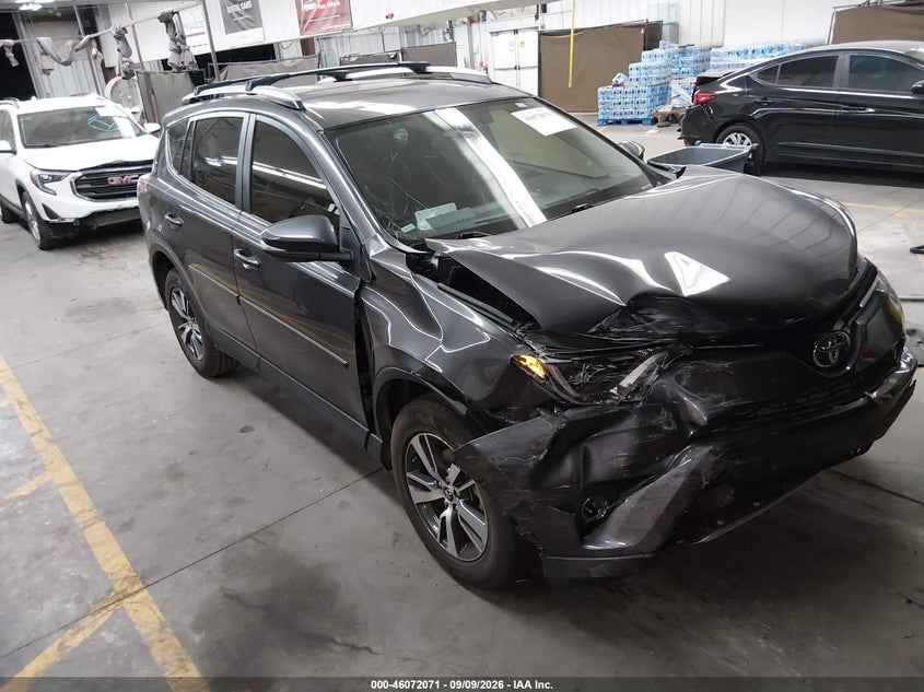 2016 TOYOTA RAV4 XLE | JTMWFREV6GJ083097 | UPCARS