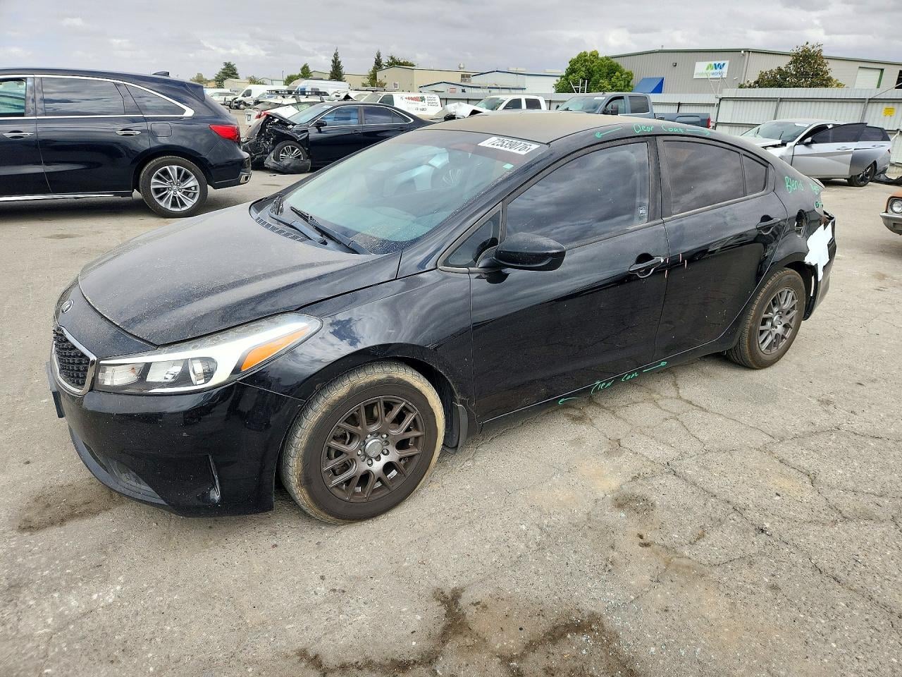 2017 KIA FORTE LX | 3KPFK4A7XHE131222 | UPCARS