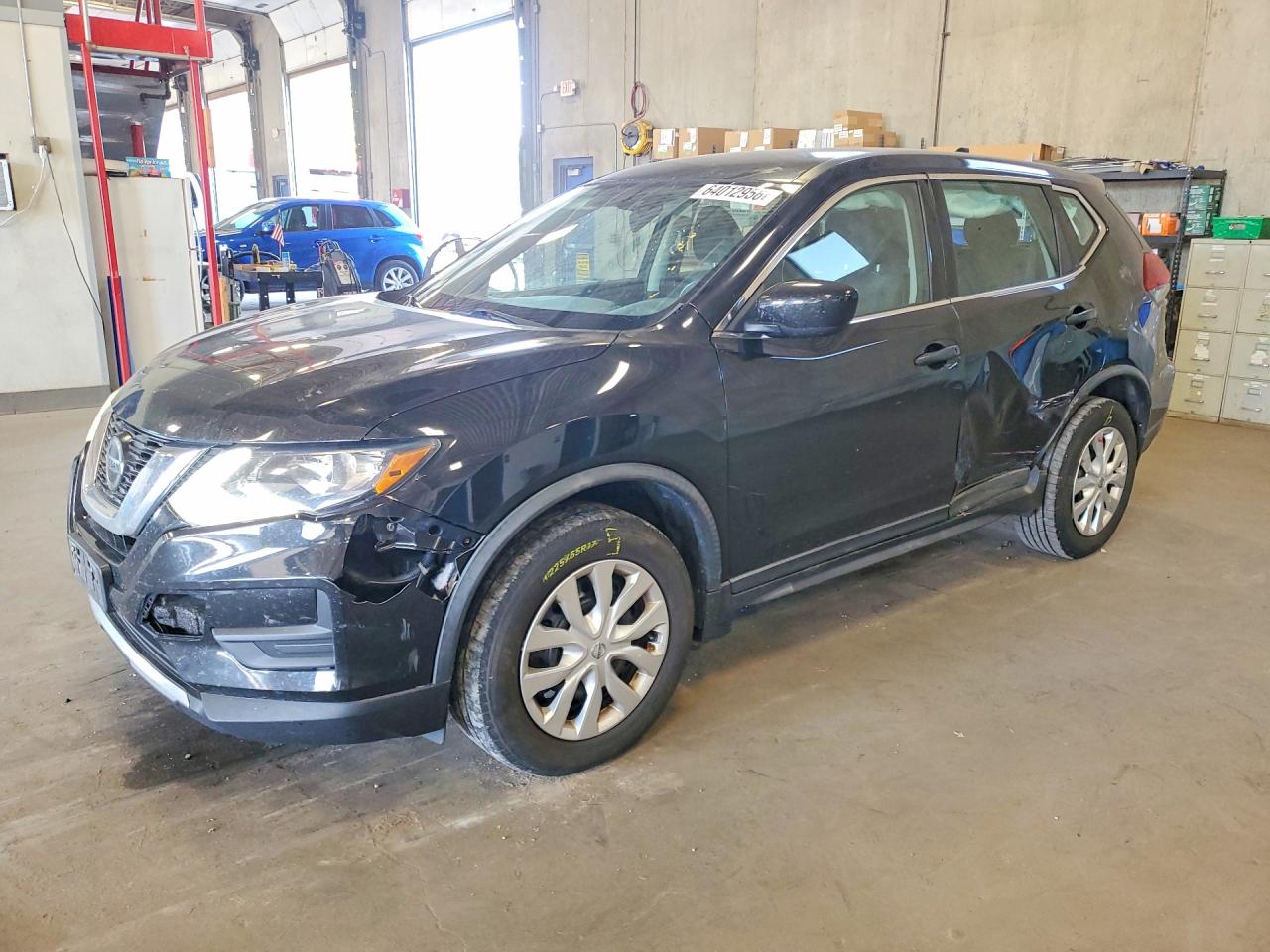 2018 NISSAN ROGUE S | KNMAT2MV7JP586136 | UPCARS