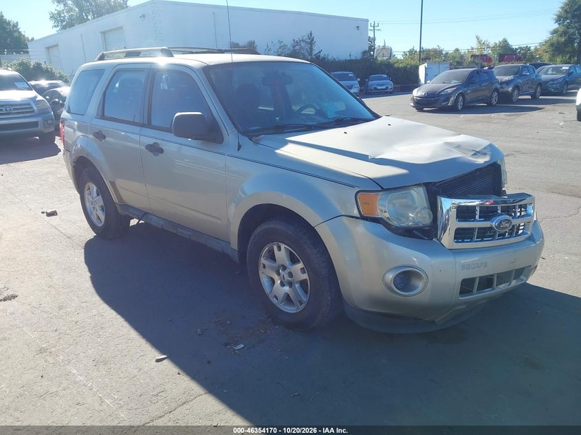 2011 FORD ESCAPE XLS | 1FMCU0C77BKC48307 | UPCARS