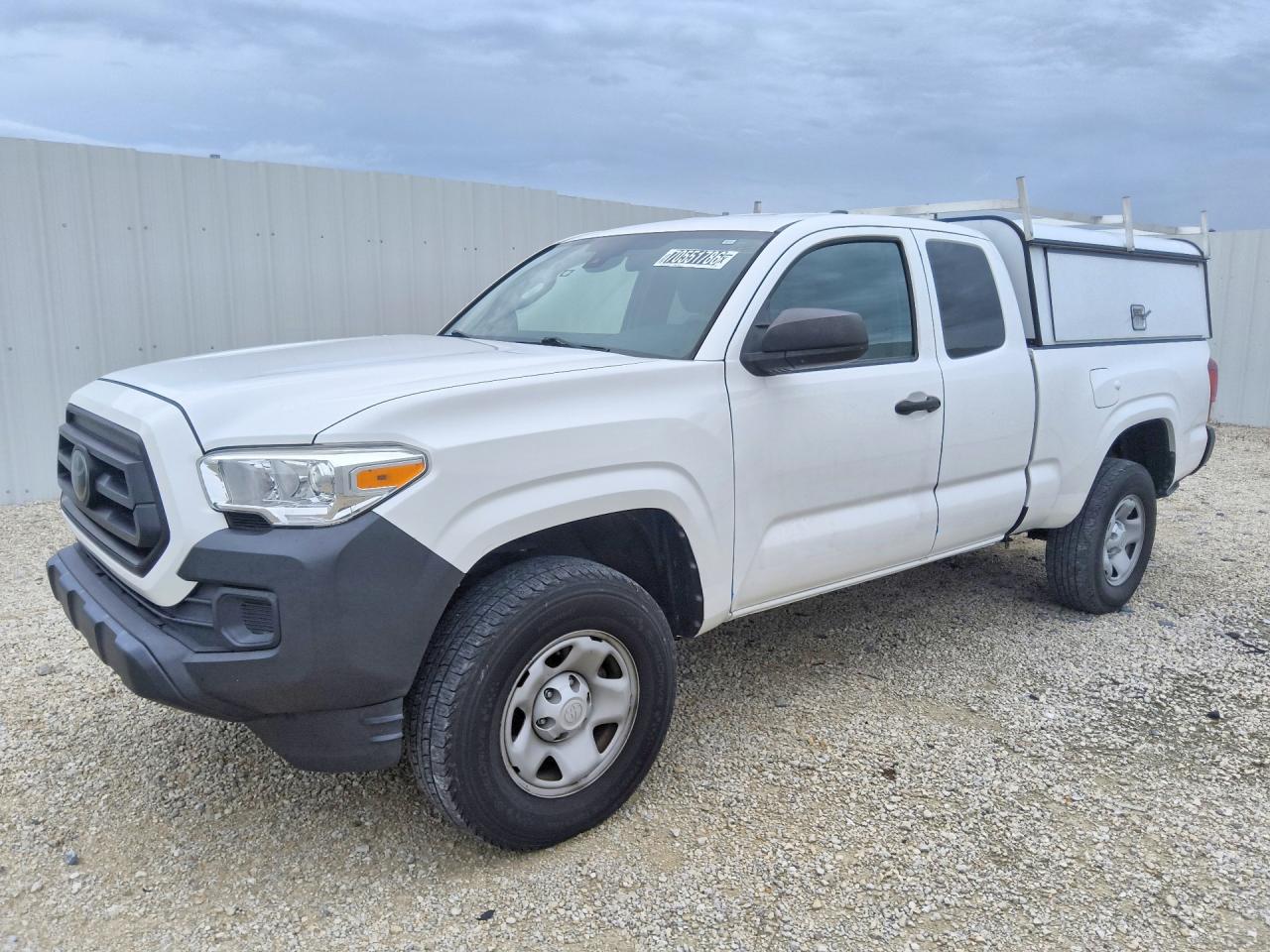 2022 TOYOTA TACOMA SR | 3TYRX5GN1NT057656 | UPCARS