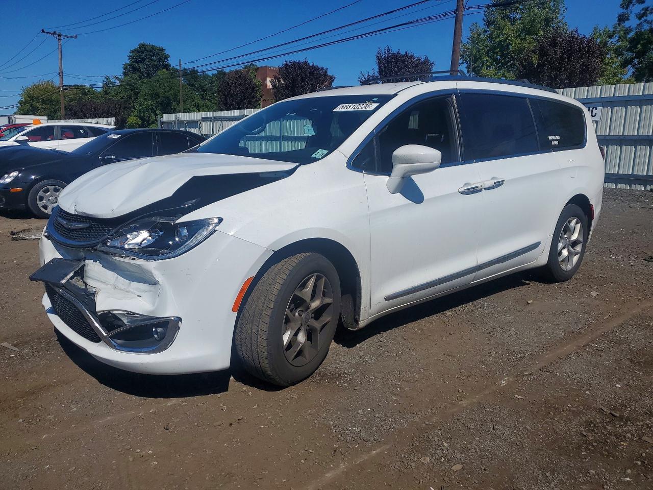 2020 CHRYSLER PACIFICA TOURING L | 2C4RC1BG3LR106743 | UPCARS