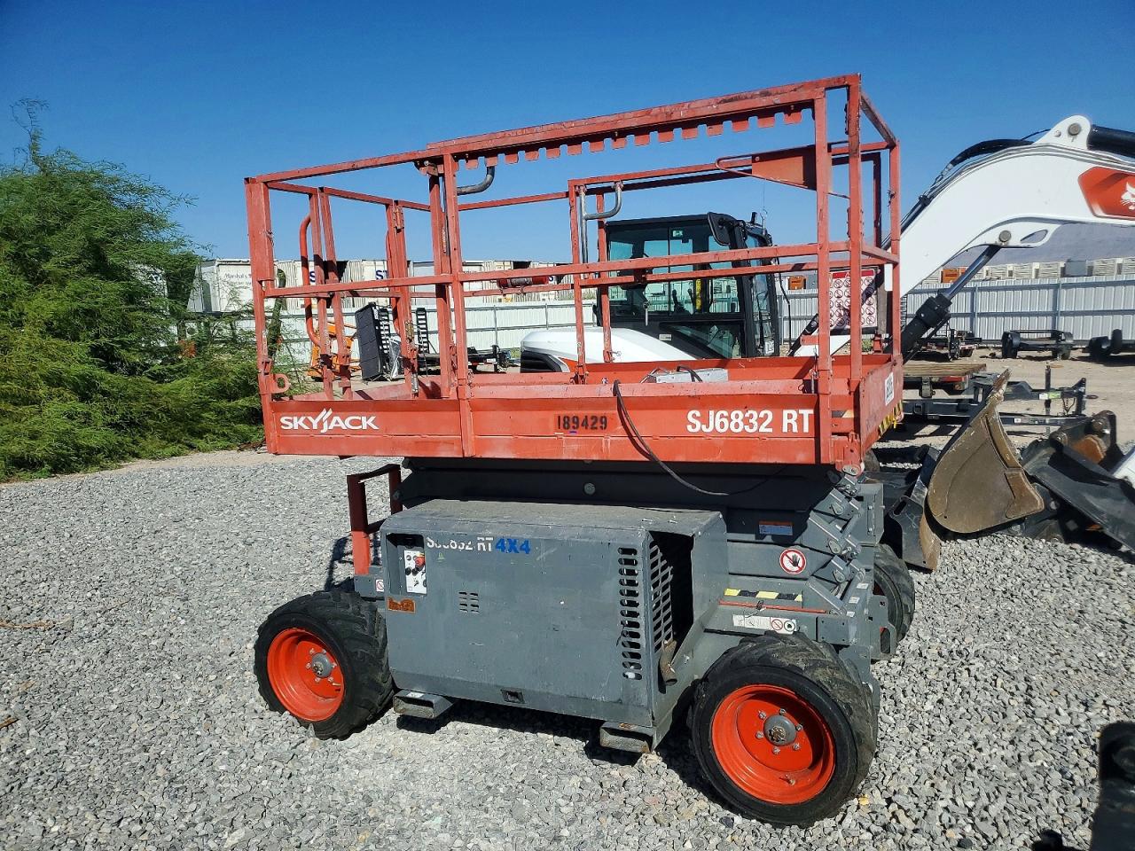 2017 SKYJACK SJ6832RT SCISSOR LIFT | 37009956 | UPCARS