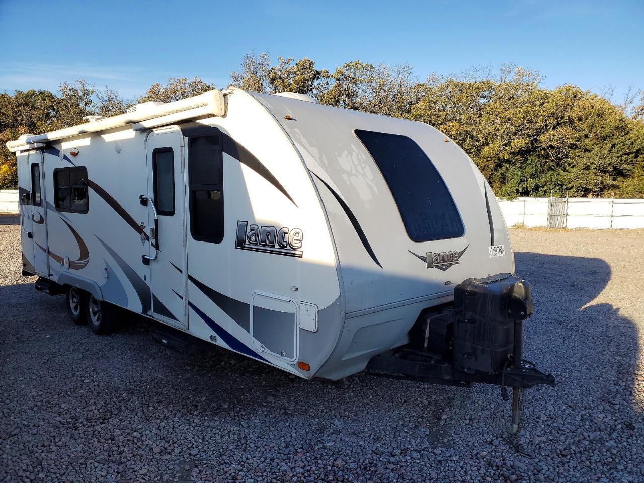 2015 LANCE UNKNOWN CAMPER | 56YTT222XFL316043 | UPCARS
