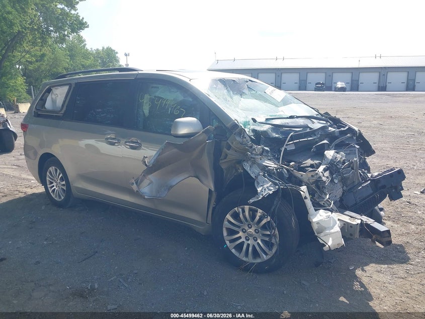 2015 TOYOTA SIENNA XLE 8 PASSENGER | 5TDYK3DC6FS532023 | UPCARS