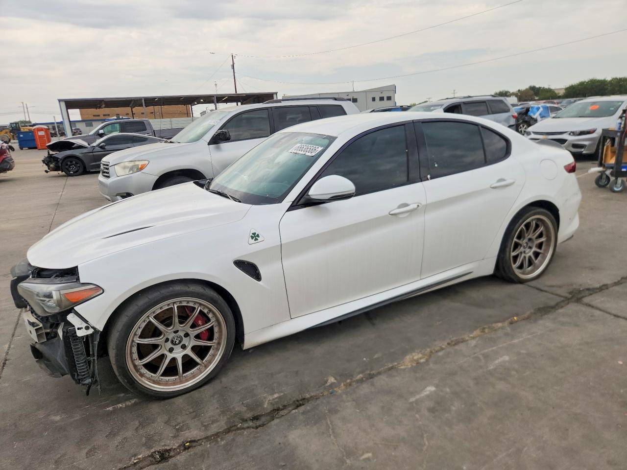 2017 ALFA ROMEO GIULIA QUADRIFOGLIO | ZARFAEAV3H7549893 | UPCARS