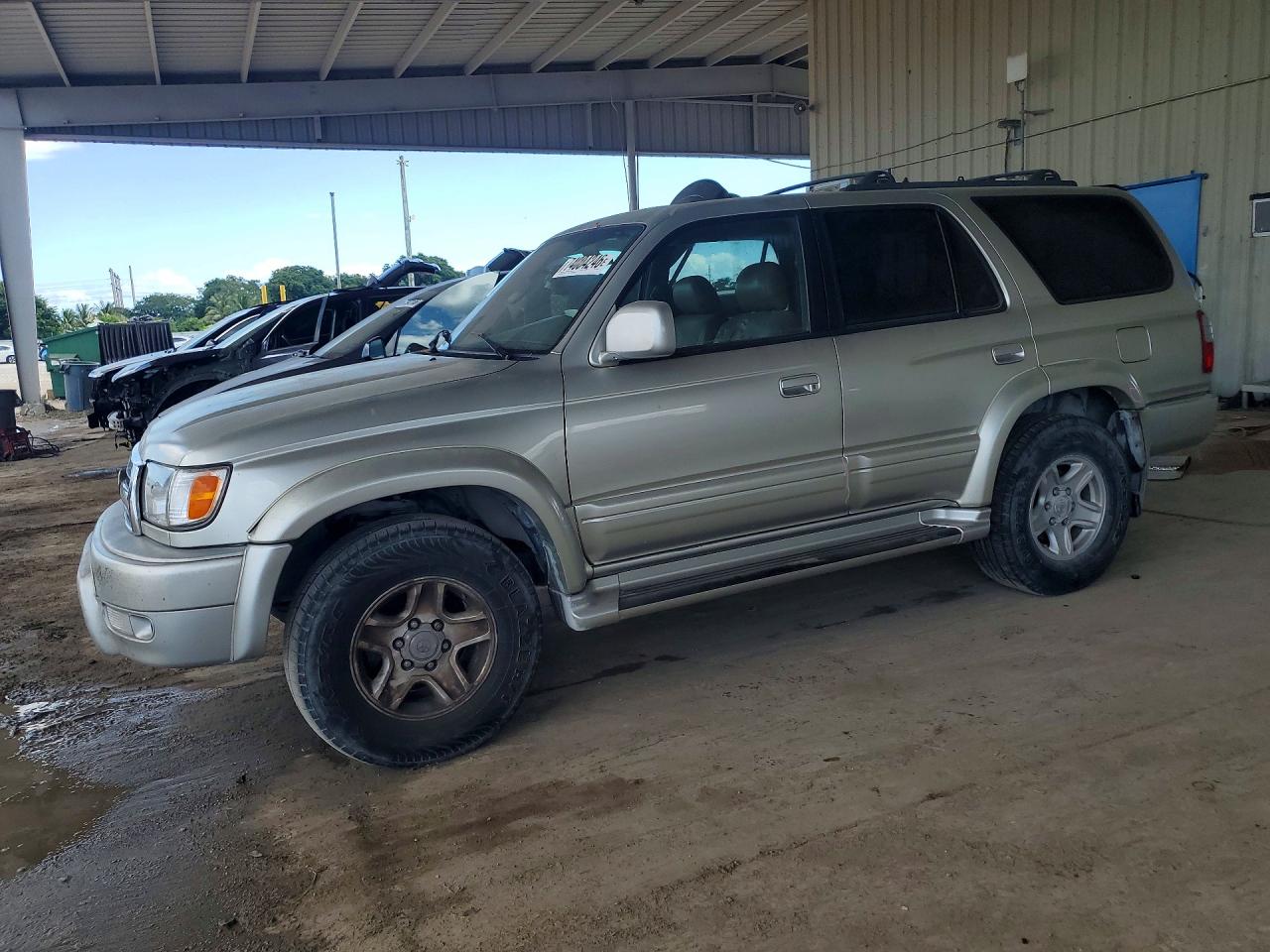 2000 TOYOTA 4RUNNER LIMITED | JT3GN87R0Y0162293 | UPCARS