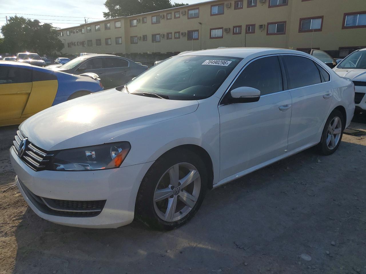 2014 VOLKSWAGEN PASSAT SE | 1VWBS7A32EC055346 | UPCARS