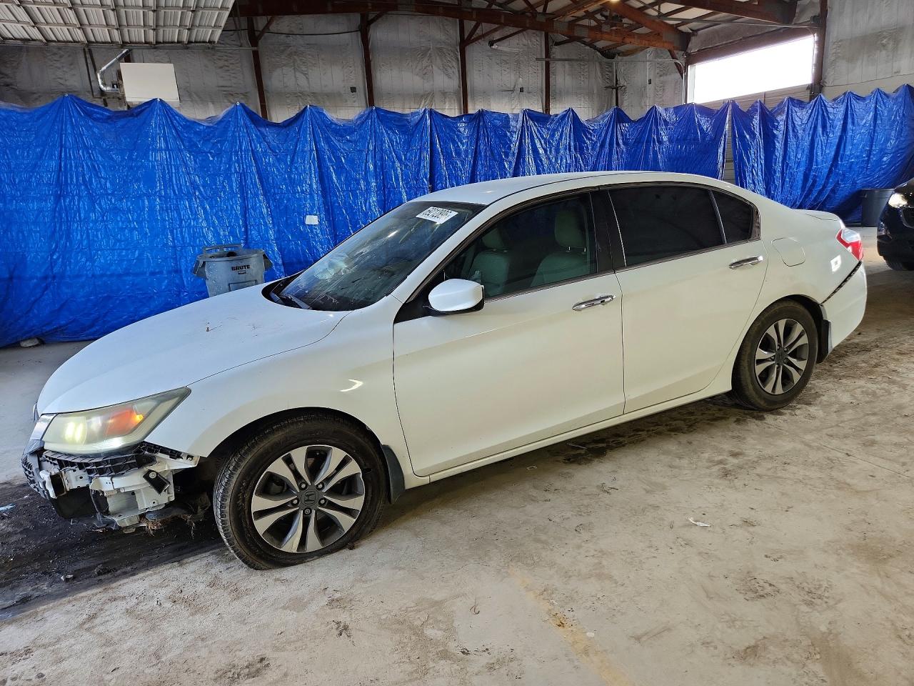 2015 HONDA ACCORD LX | 1HGCR2F30FA011567 | UPCARS