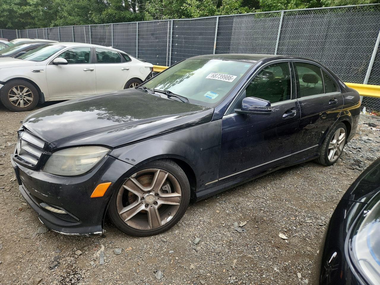 2011 MERCEDES-BENZ C-CLASS 300 | WDDGF5EB8BF632187 | UPCARS