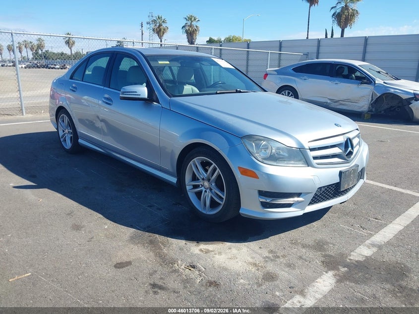 2013 MERCEDES-BENZ C 250 SPORT | WDDGF4HB4DA869314 | UPCARS