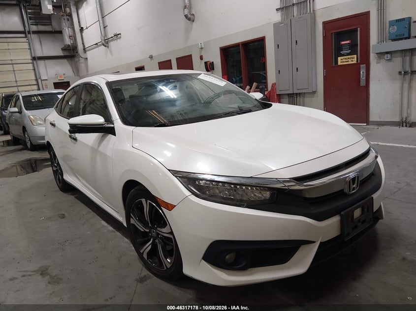 2018 HONDA CIVIC TOURING | JHMFC1F9XJX019725 | UPCARS