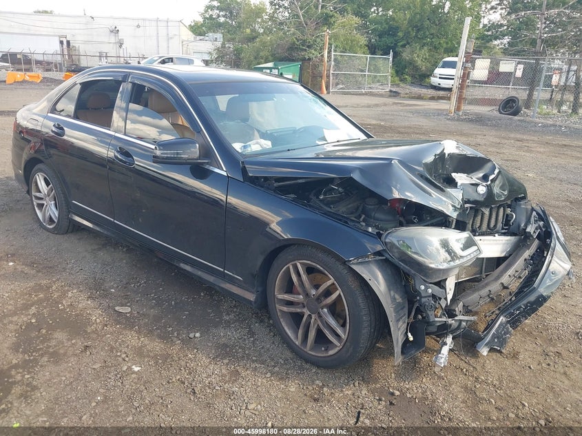 2012 MERCEDES-BENZ C 300 LUXURY 4MATIC/SPORT 4MATIC | WDDGF8BB6CA684440 | UPCARS