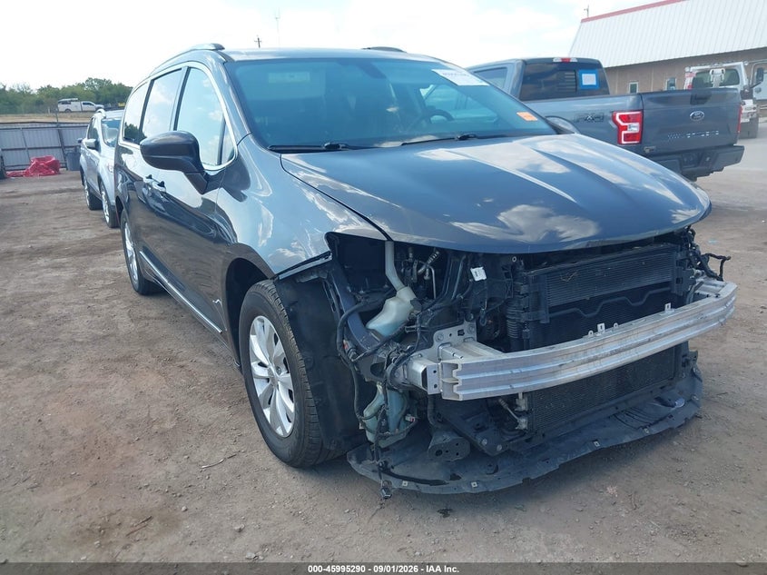 2018 CHRYSLER PACIFICA TOURING L | 2C4RC1BG2JR124437 | UPCARS