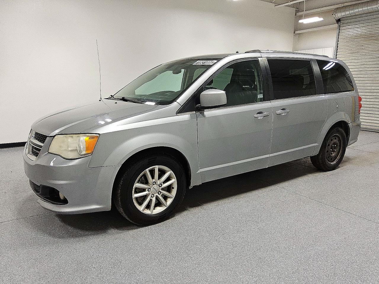 2018 DODGE CARAVAN SXT | 2C4RDGCG5JR282057 | UPCARS