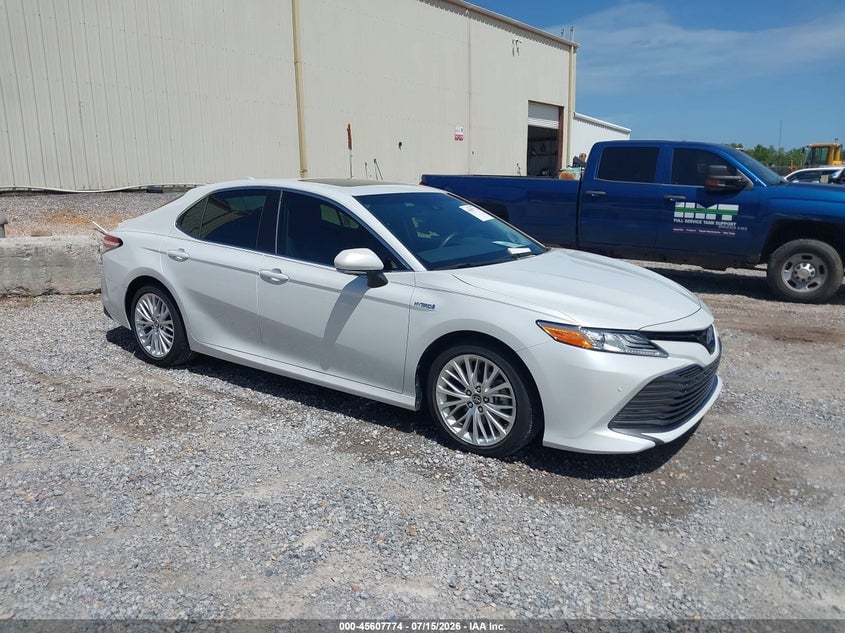 2018 TOYOTA CAMRY HYBRID XLE | 4T1B21HK9JU001829 | UPCARS