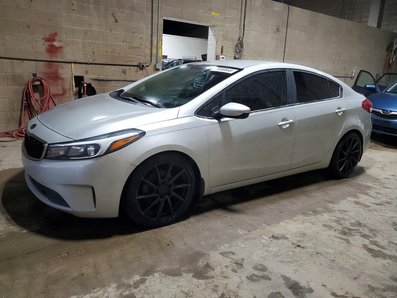 2017 KIA FORTE LX | 3KPFK4A79HE085611 | UPCARS