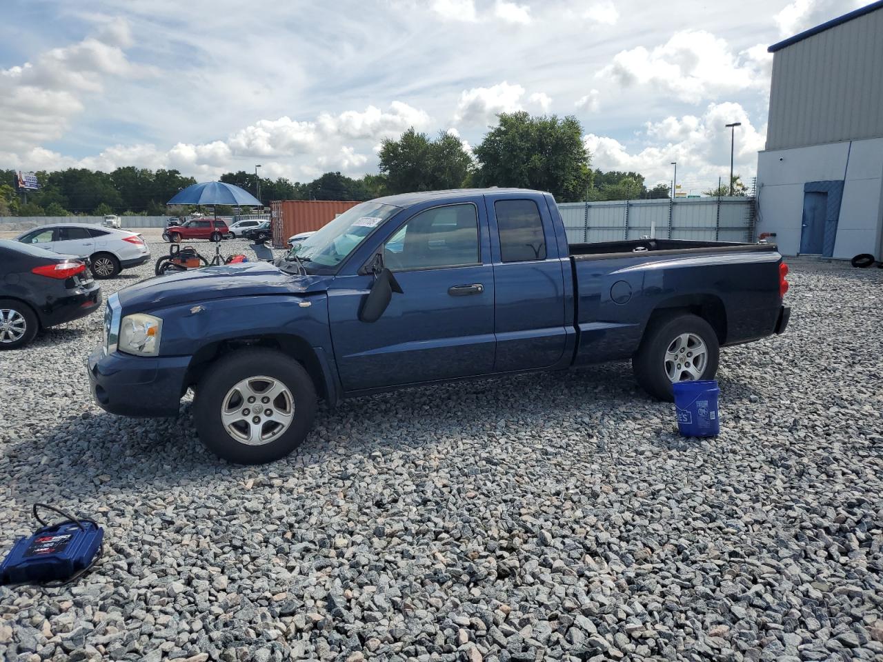 2007 DODGE DAKOTA SLT | 1D7HE42K57S123257 | UPCARS