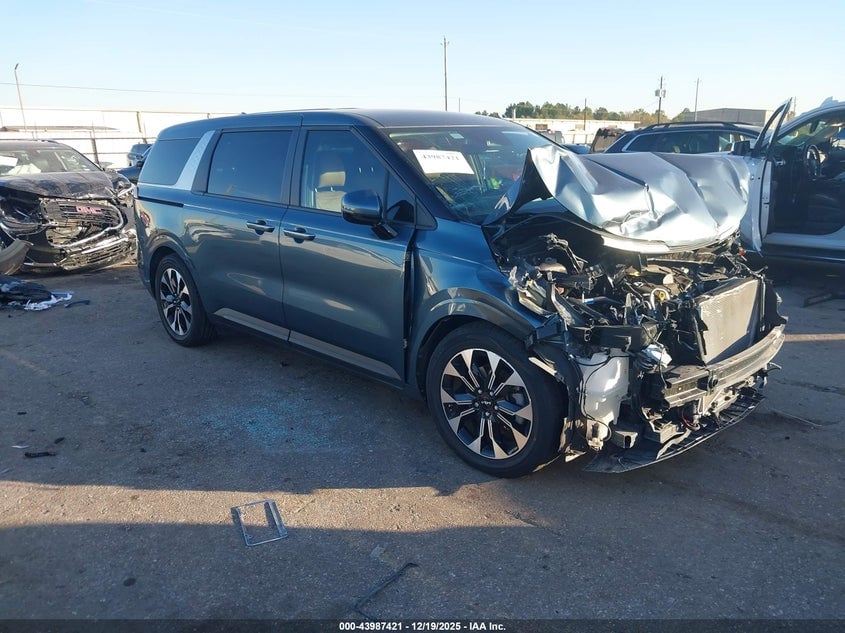 2023 KIA CARNIVAL MPV EX | KNDNC5H39P6300426 | UPCARS