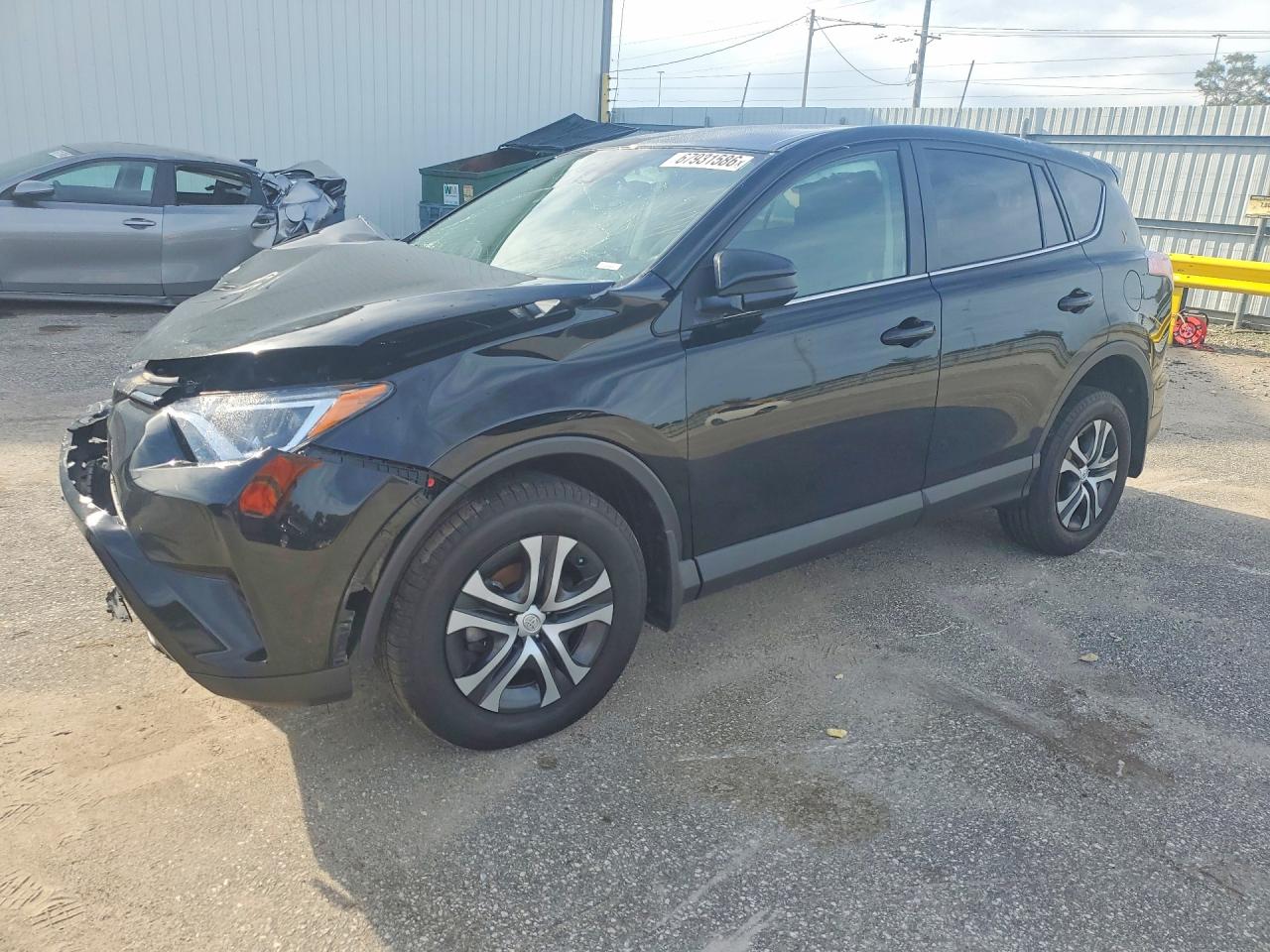 2018 TOYOTA RAV4 LE | 2T3BFREV3JW743636 | UPCARS