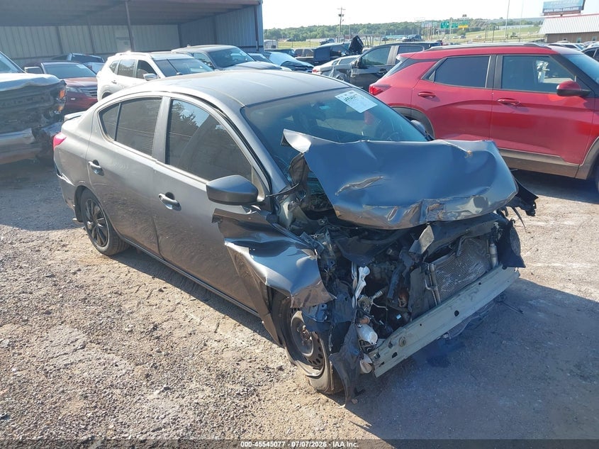 2019 NISSAN VERSA 1.6 S+ | 3N1CN7AP0KL845877 | UPCARS