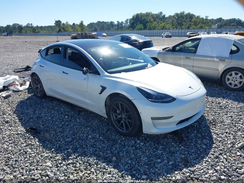 2021 TESLA MODEL 3 STANDARD RANGE PLUS REAR-WHEEL DRIVE | 5YJ3E1EA5MF922633 | UPCARS