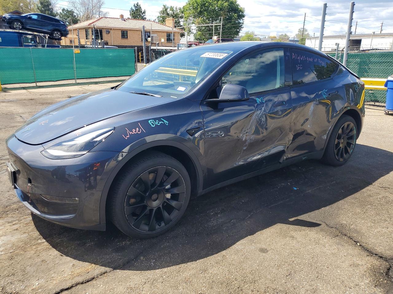 2024 TESLA MODEL Y | 7SAYGDEE0RA224782 | UPCARS