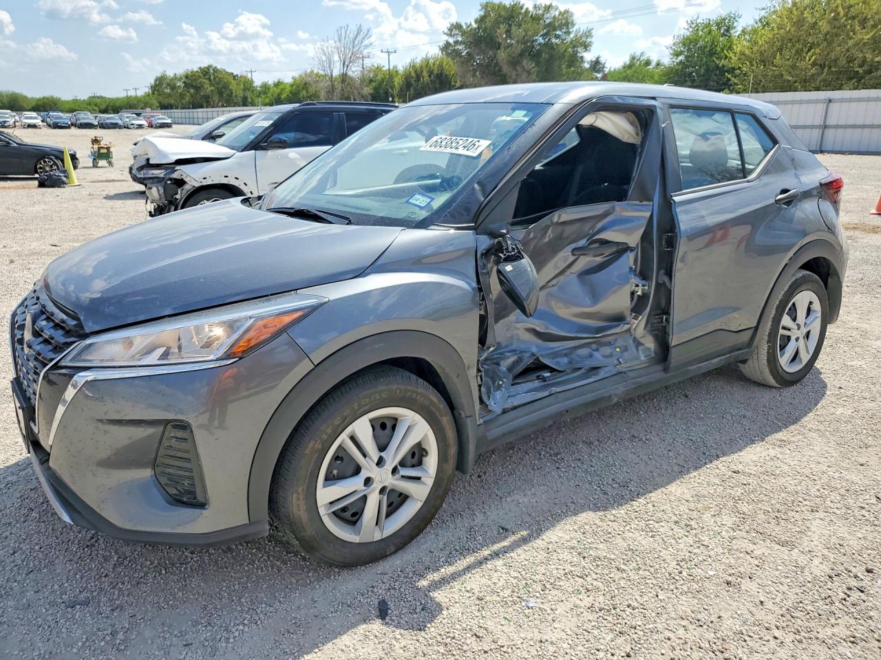 2025 NISSAN KICKS PLAY S | 3N1CP5BV4SL477960 | UPCARS