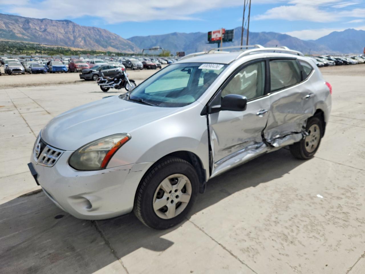 2014 NISSAN ROGUE S | JN8AS5MV1EW716075 | UPCARS