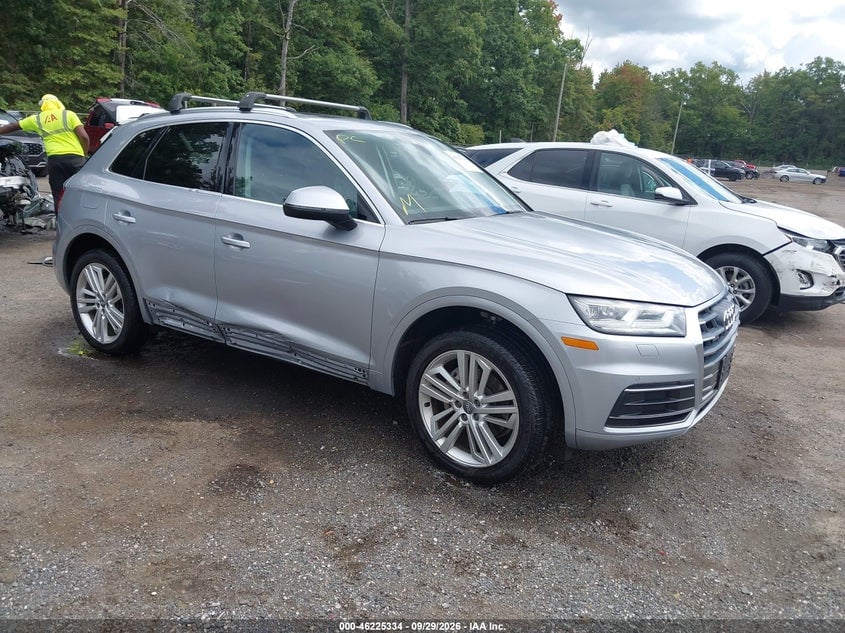 2018 AUDI Q5 2.0T PREMIUM | WA1BNAFY6J2219655 | UPCARS