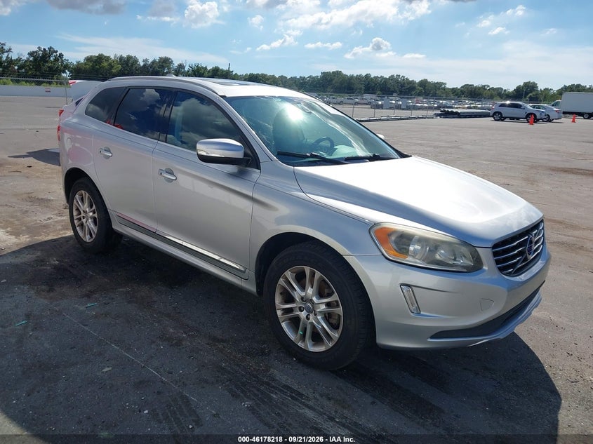 2015 VOLVO XC60 T5 PREMIER PLUS | YV440MDCXF2619583 | UPCARS