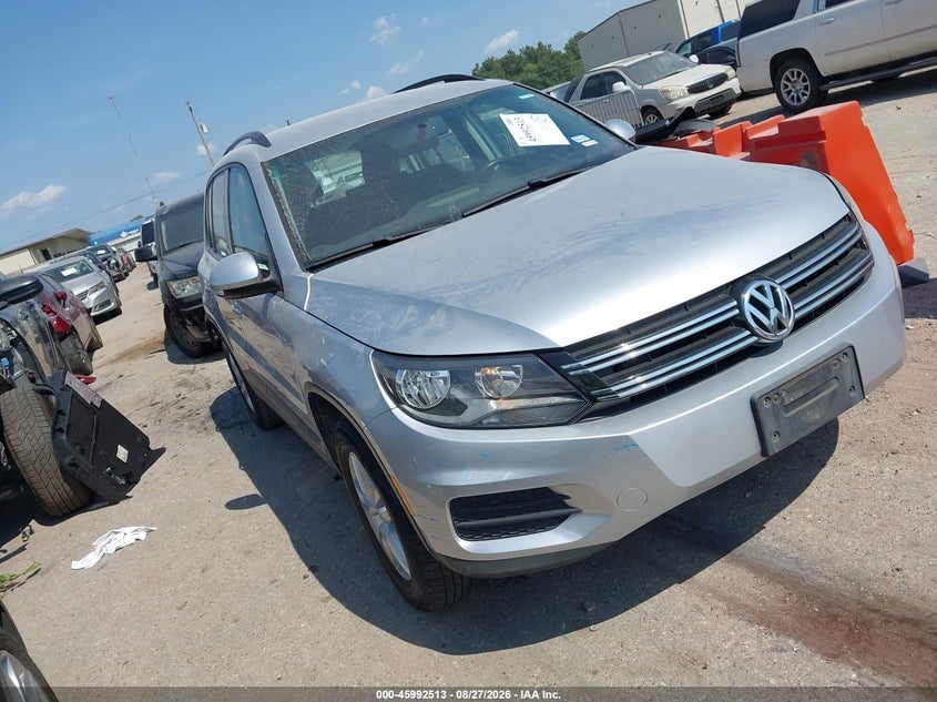 2015 VOLKSWAGEN TIGUAN S | WVGAV7AX7FW562568 | UPCARS