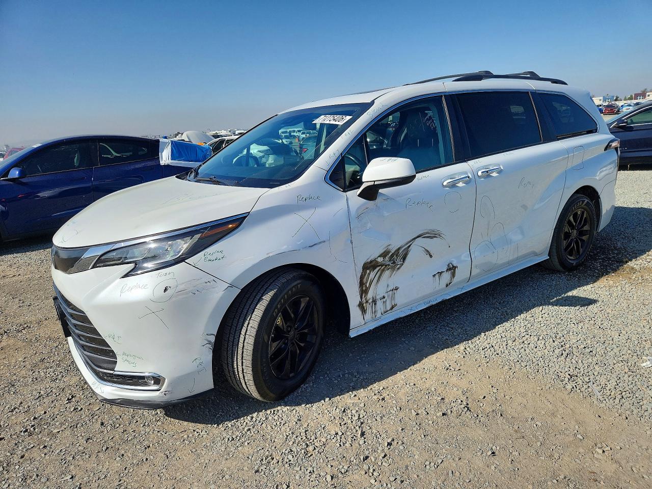 2022 TOYOTA SIENNA XLE | 5TDJRKEC0NS095205 | UPCARS