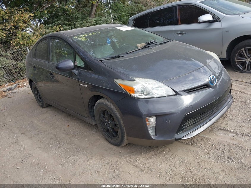 2013 TOYOTA PRIUS TWO | JTDKN3DU7D5653703 | UPCARS