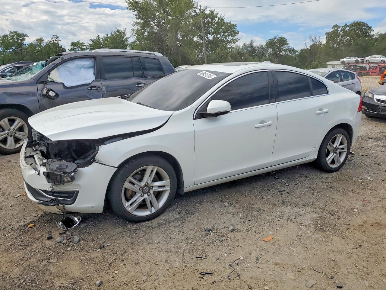 2014 VOLVO S60 T5 | YV1612FS8E1295114 | UPCARS