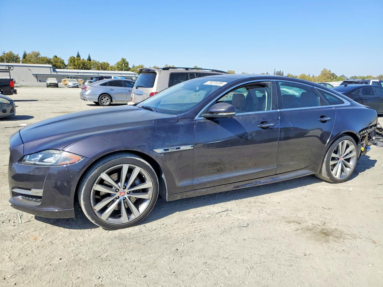 2016 JAGUAR XJ | SAJWJ1CD1G8V98270 | UPCARS