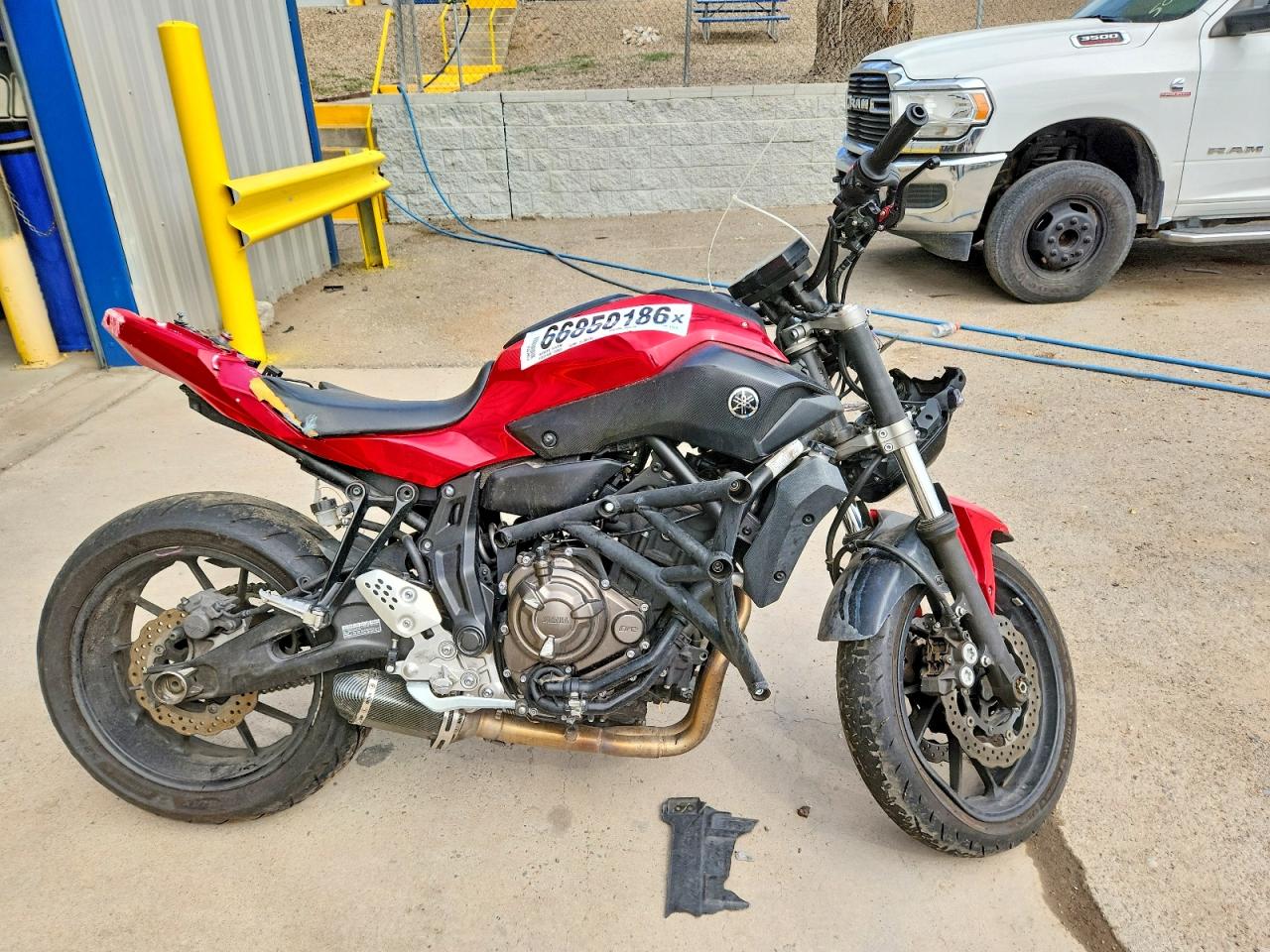 2017 YAMAHA FZ-07/09 | JYARM06E5HA013116 | UPCARS