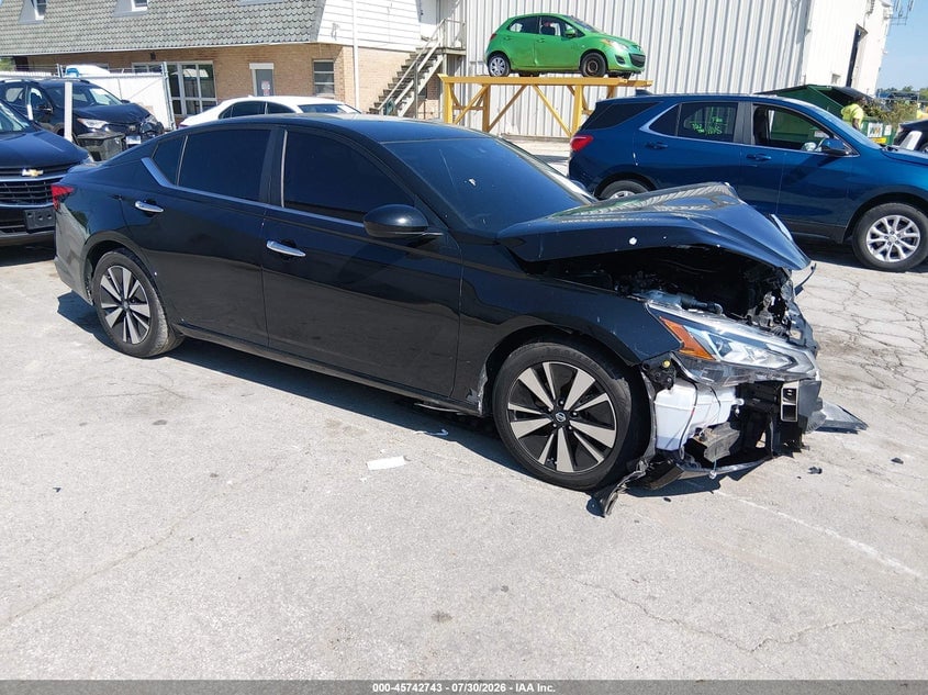 2022 NISSAN ALTIMA SV FWD | 1N4BL4DV5NN382040 | UPCARS
