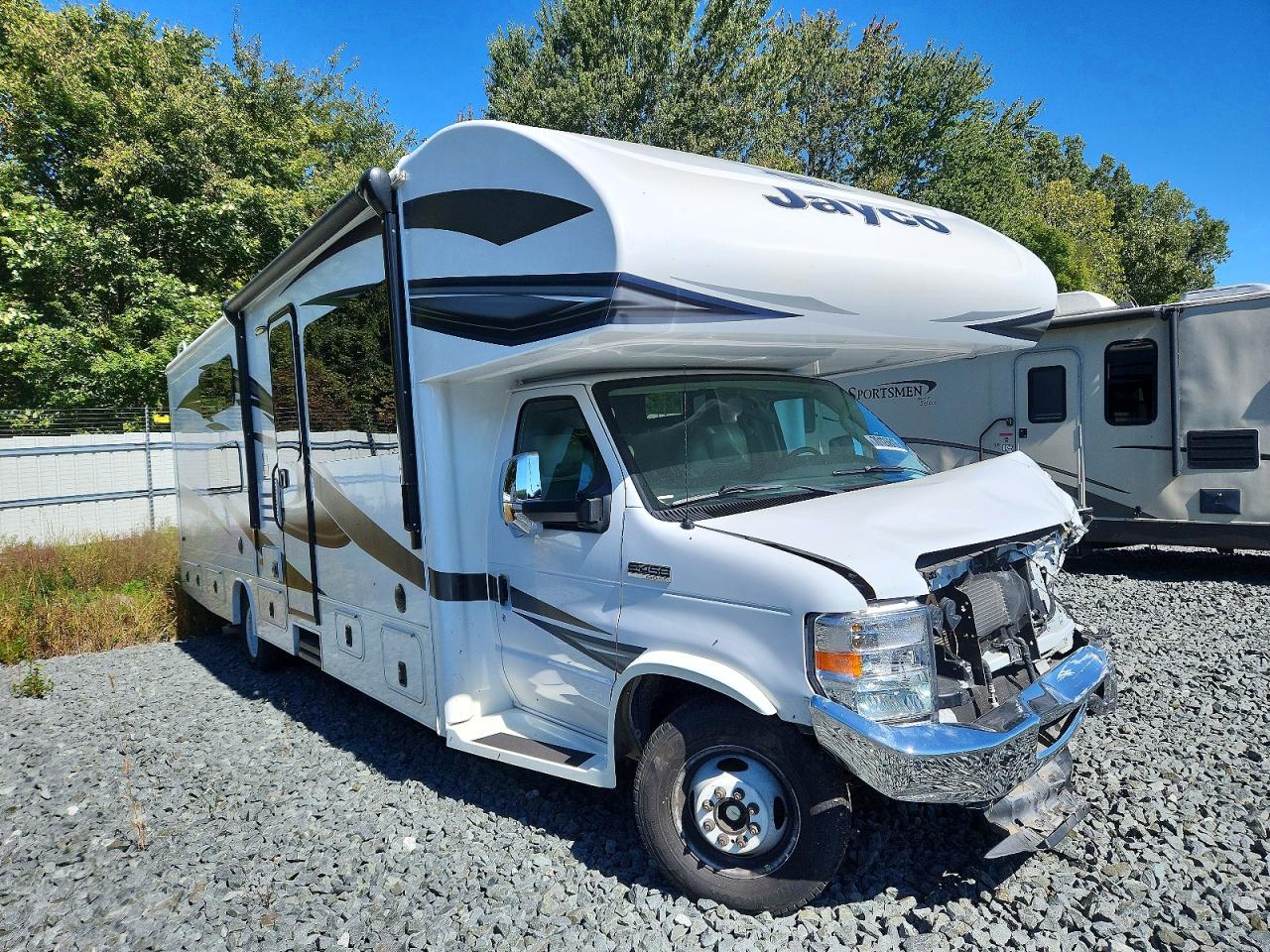 2018 JAYCO ECONOLINE RV | 1FDXE4FSXHDC67761 | UPCARS