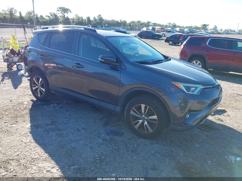 2018 TOYOTA RAV4 XLE | JTMWFREV3JJ189188 | UPCARS